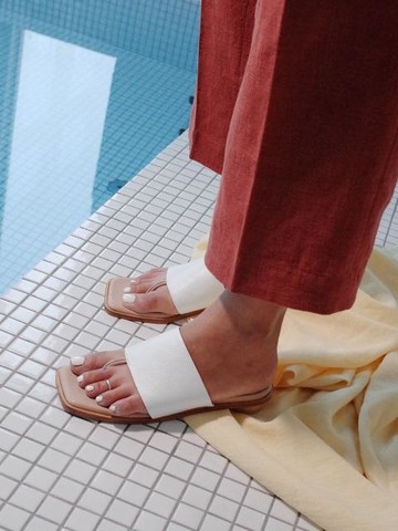 Basic Summer Mules White