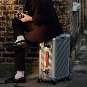 義大利 FPM｜BANK Moonlight 21吋登機箱 銀