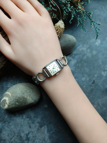 稀有Omega 手鍊 古董錶 機械手上鍊錶