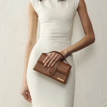 Jacquemus Le Grand Bambino扣帶翻蓋小包