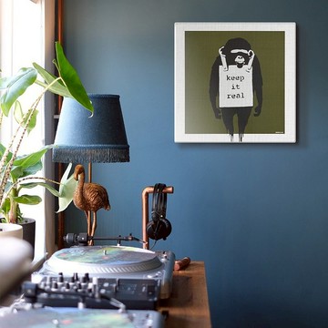 【英國 Banksy】藍牙畫布音箱 聯名款 Keep It Real-始終如一