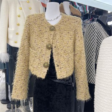 廣州APM春季法式輕奢風氣質圓領精致排扣短款外套百搭小香風上衣