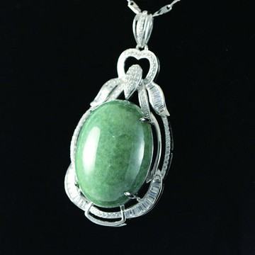 【典藏富玉】濃勻滿綠天然大蛋面翡翠墜