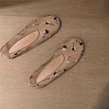 小眾款溫柔風夏季新品簡約舒適百搭復古刺繡花朵平底涼鞋女鞋單鞋