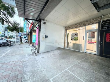 降價~建工商圈~滿租錢多~高投報透天~金店面｜高雄市三民區正興路