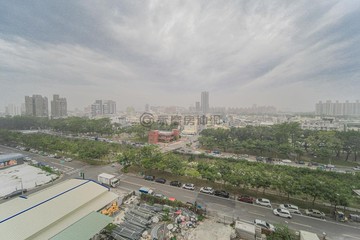 R21都會公園捷運宅｜鋭揚天鵝堡二房平車｜高雄市楠梓區惠正街