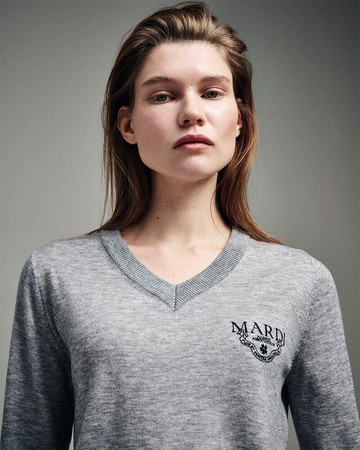 MARDI MERCREDI 學院風V領羊毛衫 灰色 WOOL CROPPED V NECK ALUMNI CLASSIQUE