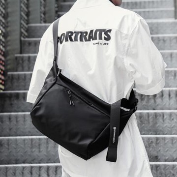 2023新款日系斜挎包男機能斜跨單肩包女休閑包包男士胸包斜肩男包
