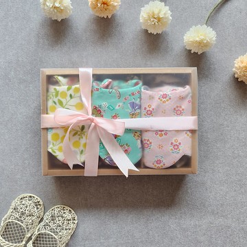 【快速出貨】寶寶圍兜三件組 雲朵兜 彌月禮盒