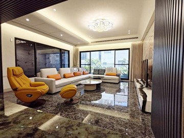 岡山區富貴人家稀有五樓電梯豪邸｜高雄市岡山區富貴路