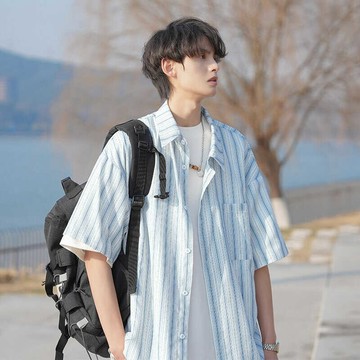 台灣出貨 短袖襯衫男 大尺碼夏季條紋撞色翻領短袖男襯衫 寬鬆短袖襯衫外套 涼感透氣上衣 海灘度假 落肩韓系休閒襯衫