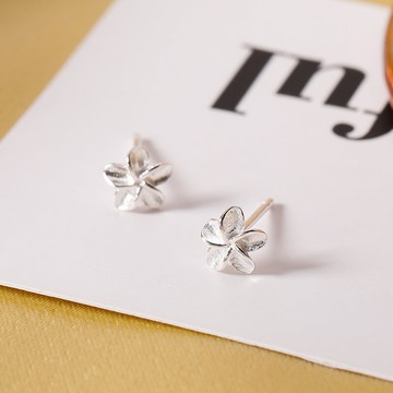 純銀花朵耳釘女年新款潮簡約冷淡風耳環小眾設計小巧耳飾