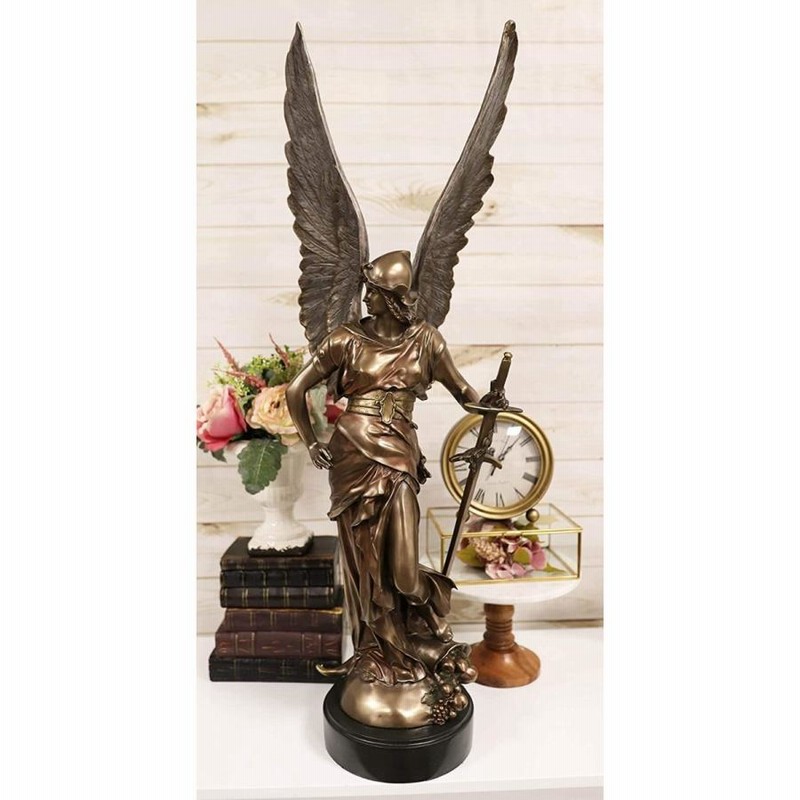 西洋彫刻 ビクトリア調 剣を持ち 兜を被り翼を持った正義の