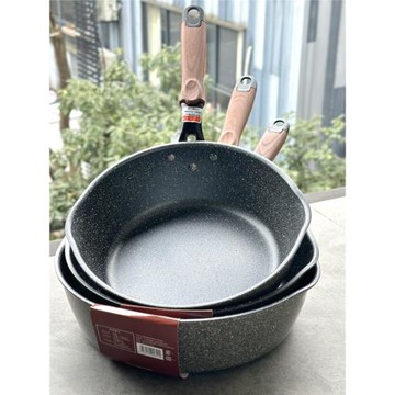虞媽媽 出外貿品牌貨 多規格輕量化不粘加深炒煎鍋平底鍋不挑爐具