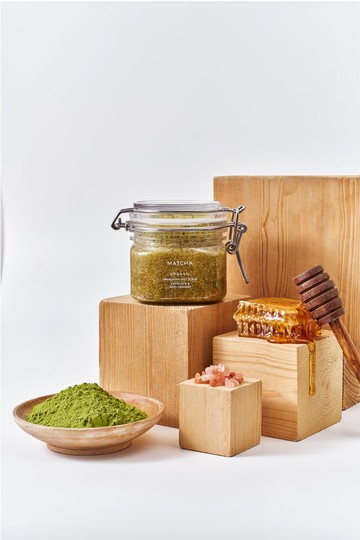 泰國BHAWA SPA専用 全新有機精華喜馬拉雅礦物鹽磨砂膏 250g