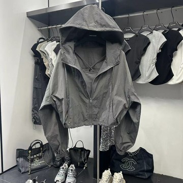 高級感衝鋒衣防曬外套女夏季新款小衆韓系休閒寬鬆透氣防曬衣 防曬衣 透氣輕薄寬松外套 休閑戶外外套 女生上衣