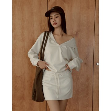 CHIC A SPACE V領長袖內刷毛連帽運動衫(白/咖啡) 女裝 現貨