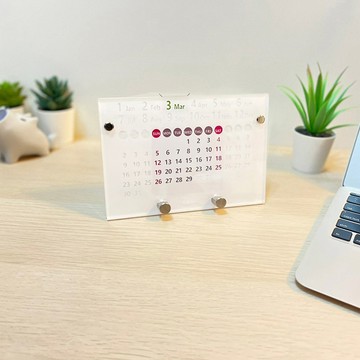 [生活裡的笑容設計股份有限公司]O'day分得出週六日‧萬年桌曆 | 手機支架款 -白色周日起始款