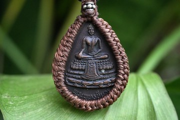 細緻雕刻 佛陀編繩項鍊 2441