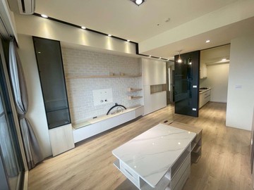 悅讀天悅百萬裝潢三房平車｜高雄市楠梓區大學二十街