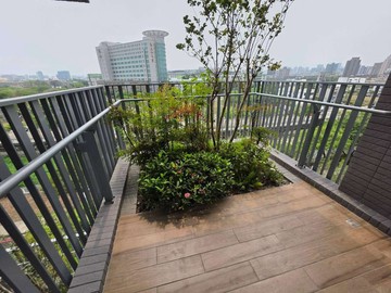 邦尼中央公園旁時代建設四改三房+平車大陽台｜台中市西屯區經貿九路
