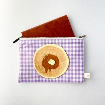 鬆餅與格紋萬用包