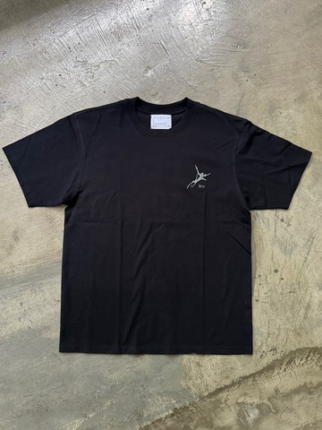 ò Line | Redemption T - BLACK