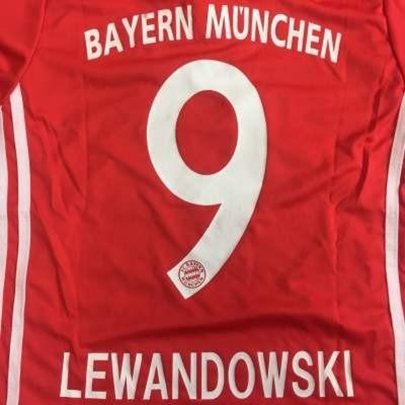 子供用 K022 バイエルン LEWANDOWSKI レヴァンドフスキ 赤 ゲーム 