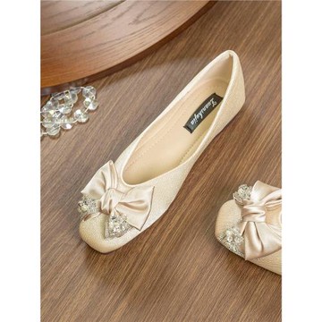 法式方頭平底單鞋女2025新款淺口小香風蝴蝶結軟底大碼婚鞋媽媽鞋