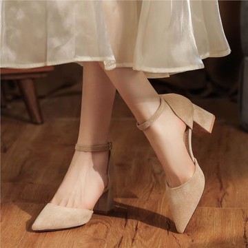 絨面粗跟一字帶搭扣職業鞋通勤舒適百搭氣質高跟鞋復古法式6666A