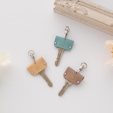 鑰匙套 【 繡inicial 】 縮小皮革 訂製刻字 禮物 本革 皮革 金色 鑰匙 A194I