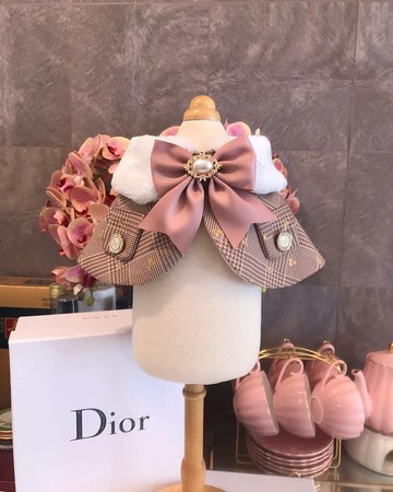 千鳥格毛毛領斗篷