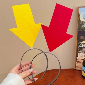 【臺灣發貨】趣味搞怪箭 頭髮箍 女 2025新款 個性外出 情侶閨蜜 顯眼頭箍 放迷路髮卡