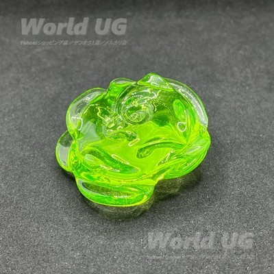 ウランガラス ペーパーウェイト バラ ハンドメイド C : World