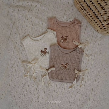 peekaboo (厚)繡小鹿绗縫圍兜｜口水巾 圍兜 圍兜兜 吃飯圍兜 寶寶圍兜 新生兒 嬰兒衣服 韓國童裝