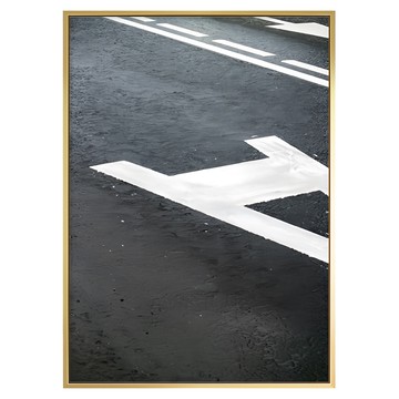 Typography 道路箭頭牆面藝術  70 x 50cm  金色