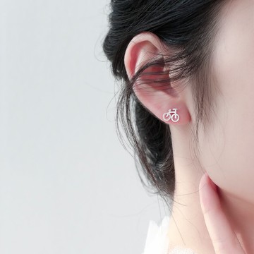 S925純銀自行車耳釘迷你小巧耳環時尚單車戀人耳骨釘簡約耳飾新款