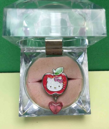 【震撼精品百貨】Hello Kitty 凱蒂貓~造型戒指-蘋果
