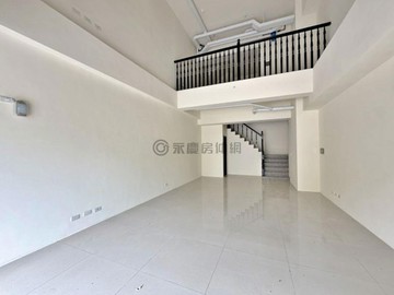【高雄大學特區｜崑庭建設｜黃金挑高樓店】｜高雄市楠梓區大學五十六街