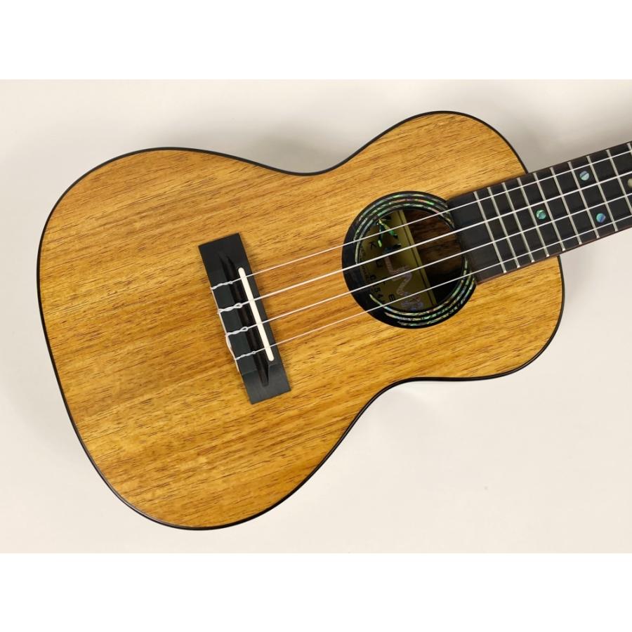 (チョイ傷大特価送料無料) KUMU Ukulele Tuxedo series CM-54A クム Tuxedo series コンサート (CM54A)