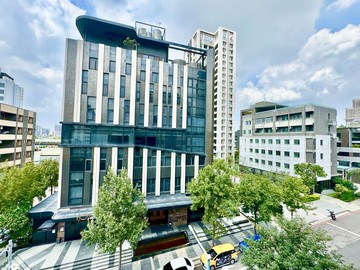 陳蔥｜逢甲12期全新臨路電梯店墅｜台中市西屯區上墩路