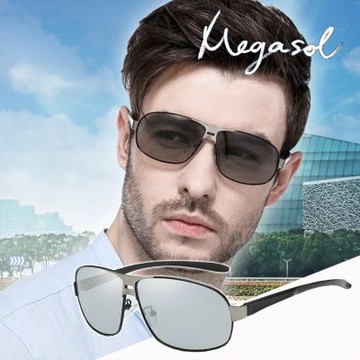 Megasol  UV400帥氣方框偏光太陽眼鏡(感光智能變色BS2690-多色可選)