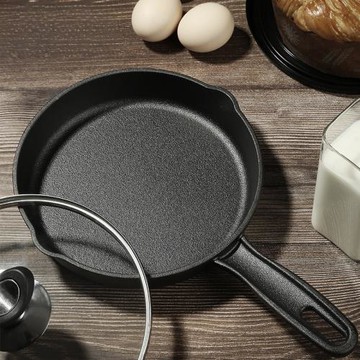 21cm加厚鑄鐵小平底鍋無涂層牛排煎鍋不粘煎蛋鍋輔食鍋生鐵迷你鍋