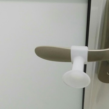 衛生間防碰墻墊歐式圓形窗戶白色窗吸吸盤式安全門手把套防撞吸盤