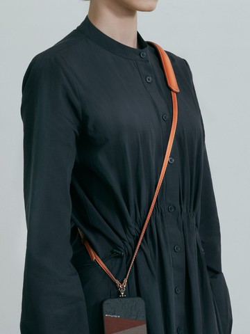 Planeta 真皮手機背帶 /手機肩帶 (橙色) Venus 貴氣經典