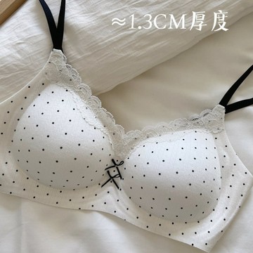 台灣現貨【法拉米拉】蕾絲撞色碎花內衣女士小胸聚攏收副乳無痕無鋼圈胸罩 印象蕾絲 22-0220