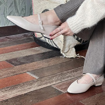 預購-SPUR 韓國人手製 SPUR Celle_Flat_RA8031_SP (Sage Beige)