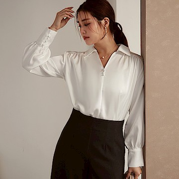 雲朵自訂款-緞面光澤抓皺小拋袖襯衫上衣-OB大尺碼