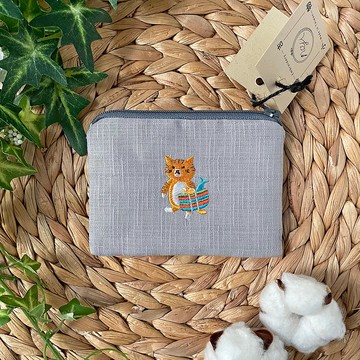 娜吉小物。小吃貓咪系列零錢包－橘貓助助與茄芷袋