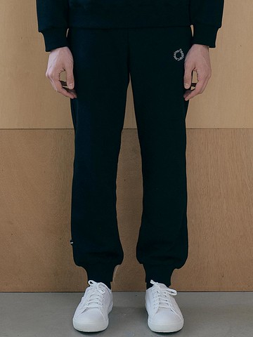 RC Round Logo Jogger Pants [Black]